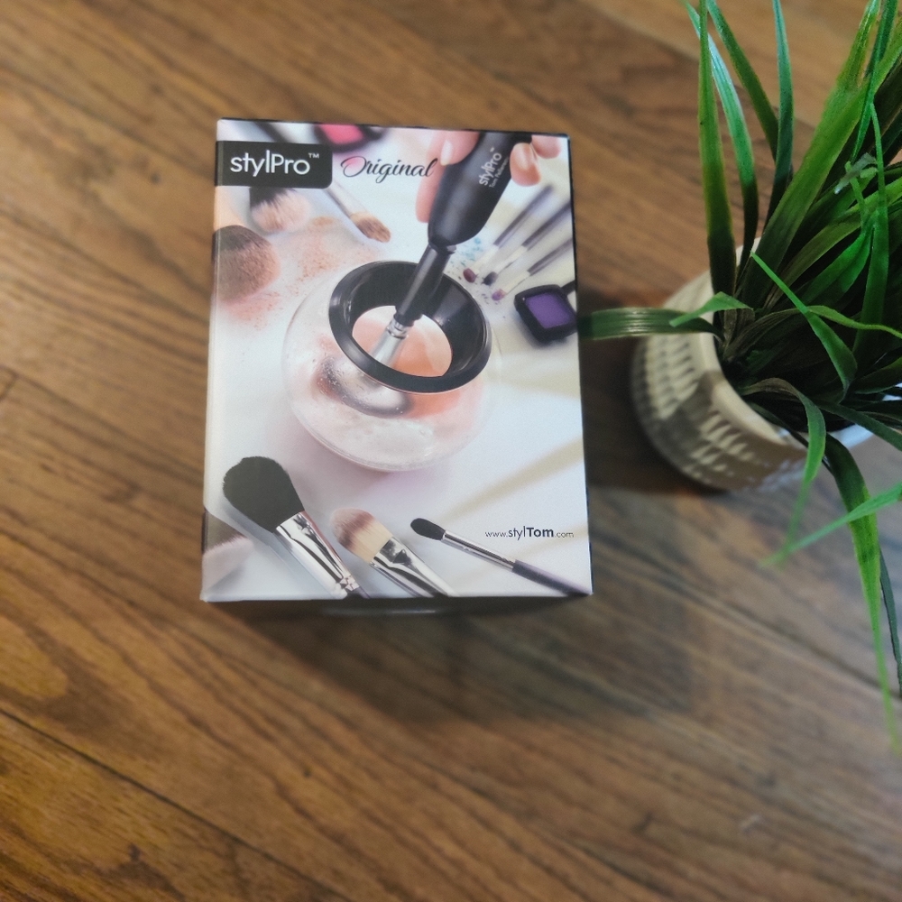 🛍️sale🚨ty Original makeup brush cleanser